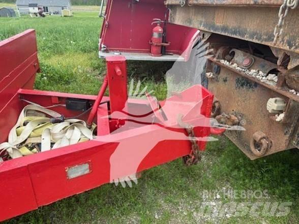 Sterling L7500 Autobasculanta