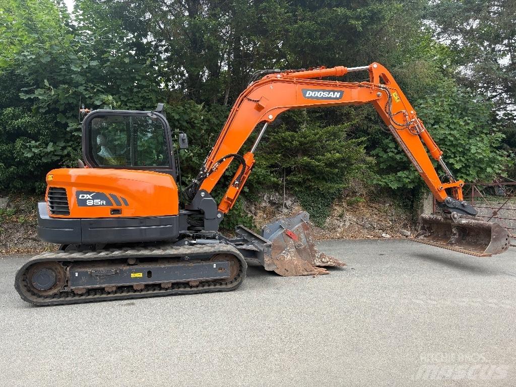 Doosan DX 85 R Excavatoare 7t - 12t