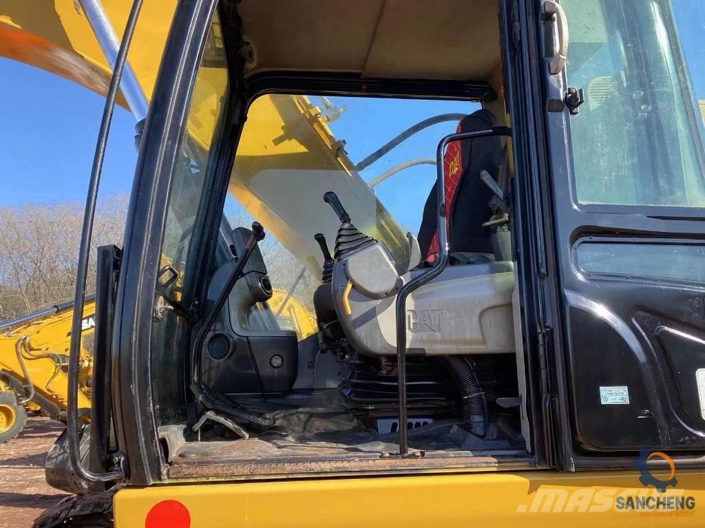 CAT 325 D Excavatoare pe șenile
