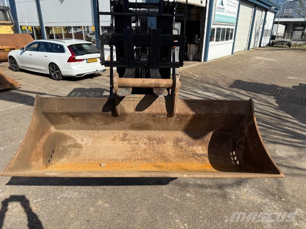 Komatsu HB 215 LC-2 Excavatoare pe șenile
