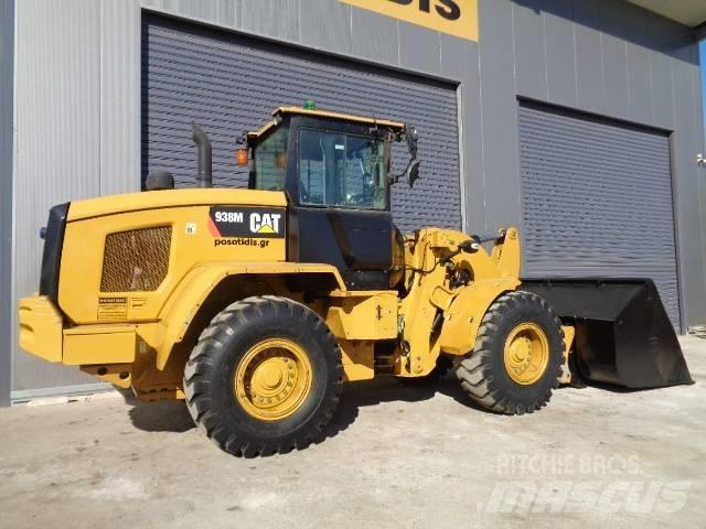 CAT 938M Incarcator pe pneuri