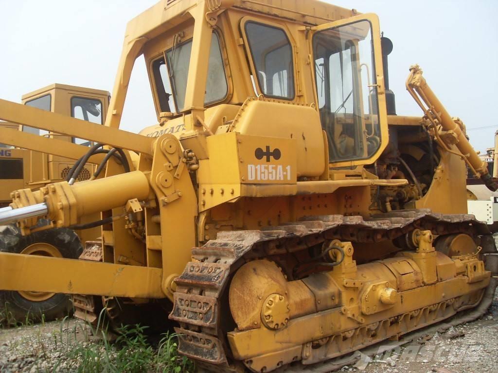 Komatsu d155a-1 Buldozere pe senile