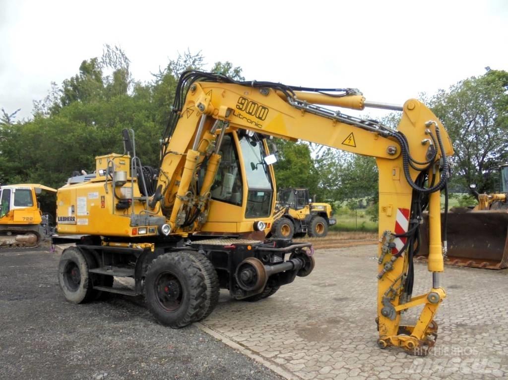 Liebherr A 900 C ZW Excavatoare cu roti