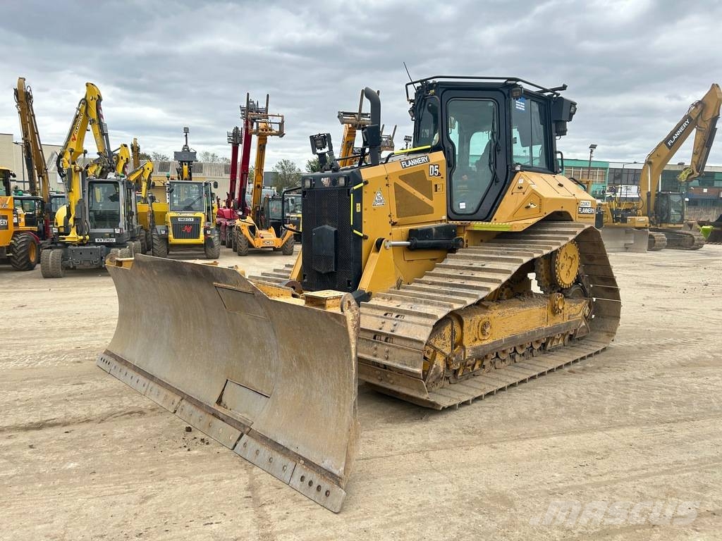 Cat D 5 LGP, 2021, Marea Britanie - Folosit buldozere pe șenile ...