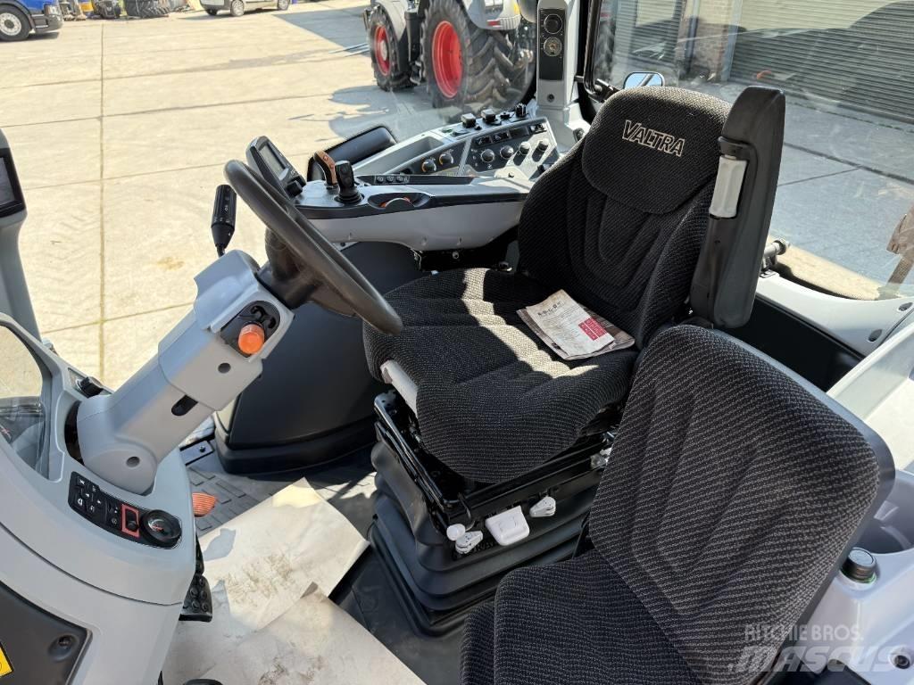 Valtra T174 Direct Tractoare