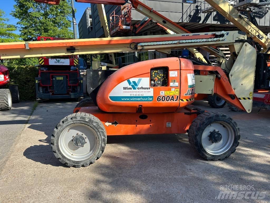 JLG 600 AJ Nacele cu brat articulat