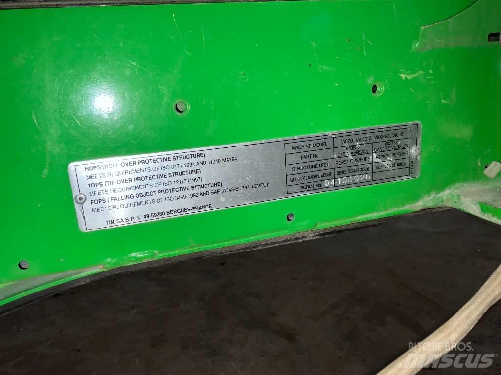 Yanmar Vio 20 / vio 25 Cabine si interior