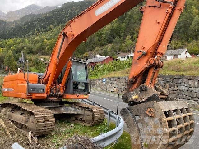 Doosan DX 225 LC-3 Excavatoare pe șenile
