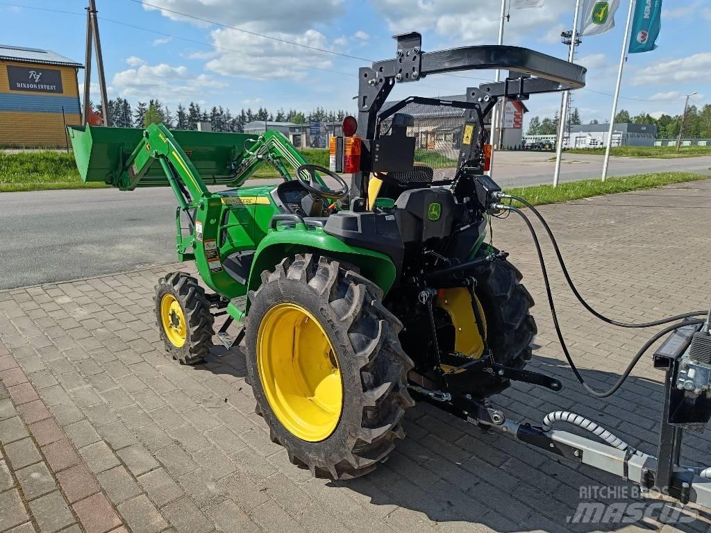 John Deere 3038 E Tractoare