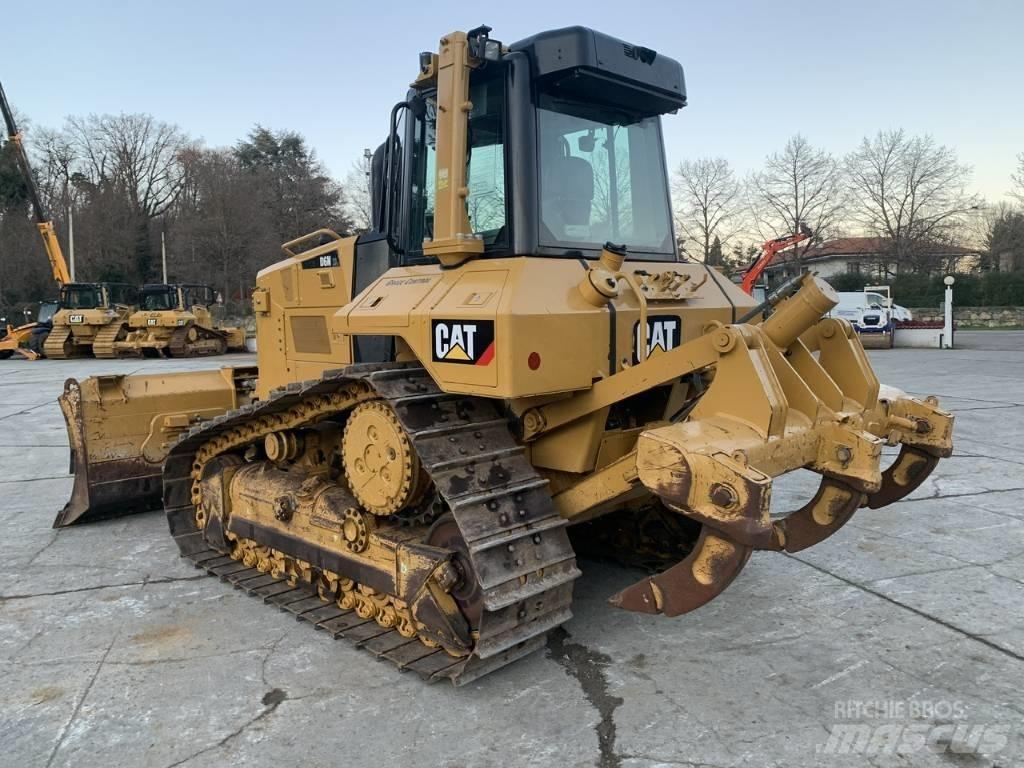 CAT D 6 N XL Buldozere pe senile