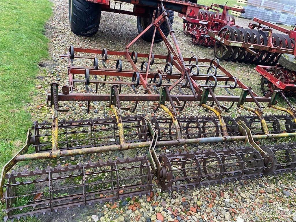 Kongskilde 3 m Cultivatoare