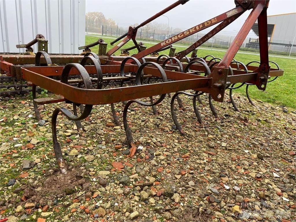 Kongskilde 3 m Cultivatoare
