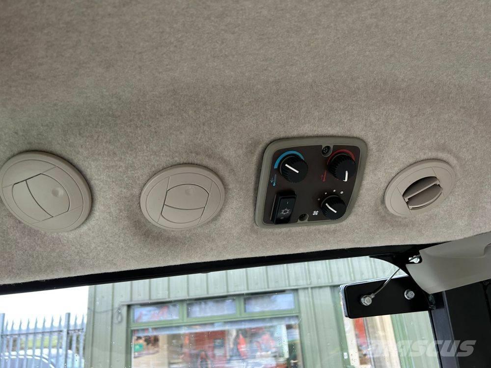 John Deere 4049 R Tractoare compacte