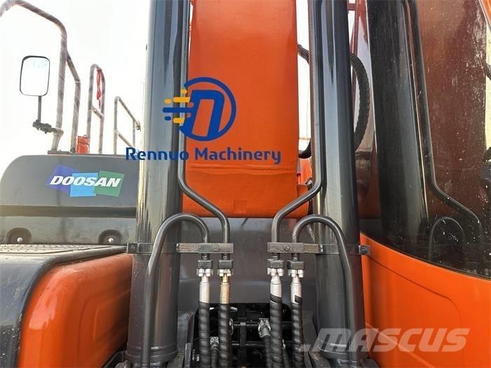 Doosan DX 300LC-9C Excavatoare pe șenile

