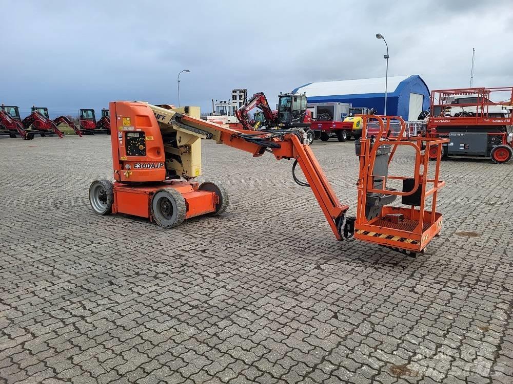 JLG E 300 AJP Nacele cu brat articulat
