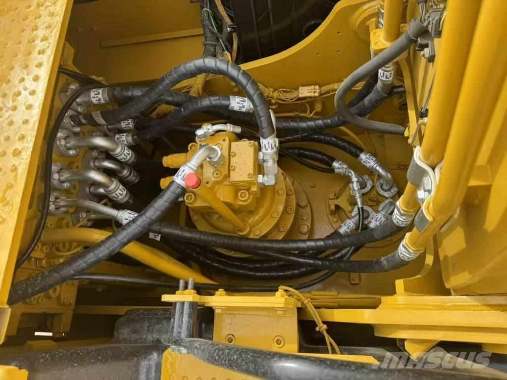 CAT 323GC Excavatoare pe șenile
