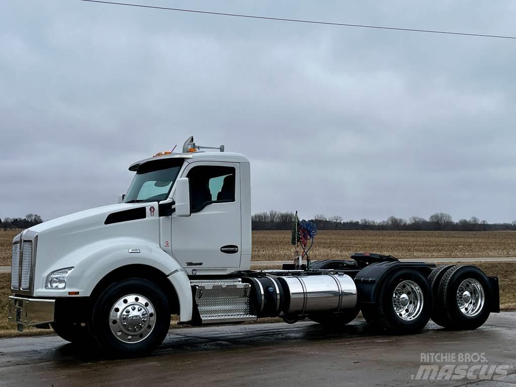 Kenworth T 880 Autotractoare