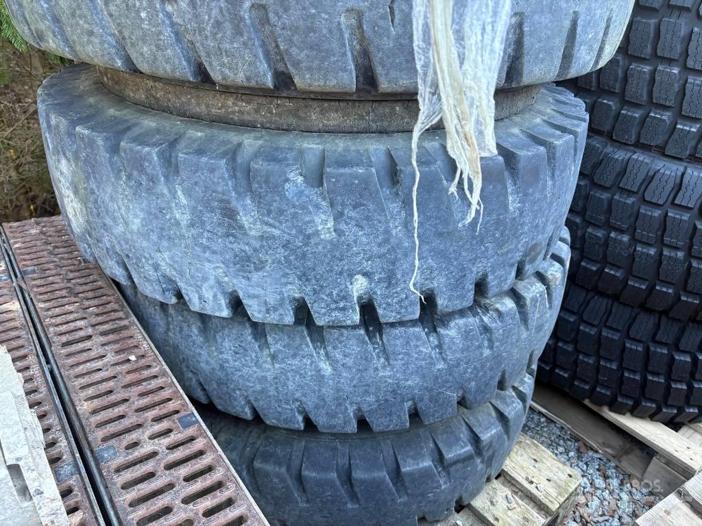 Hitachi ZX 140 W-5B Excavatoare cu roti