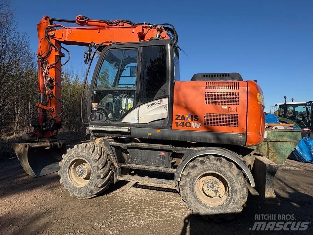 Hitachi ZX 140 W-5B Excavatoare cu roti