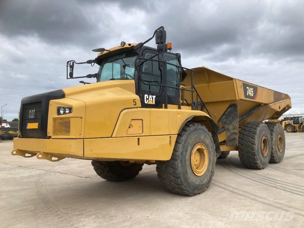 CAT 745 Transportoare articulate