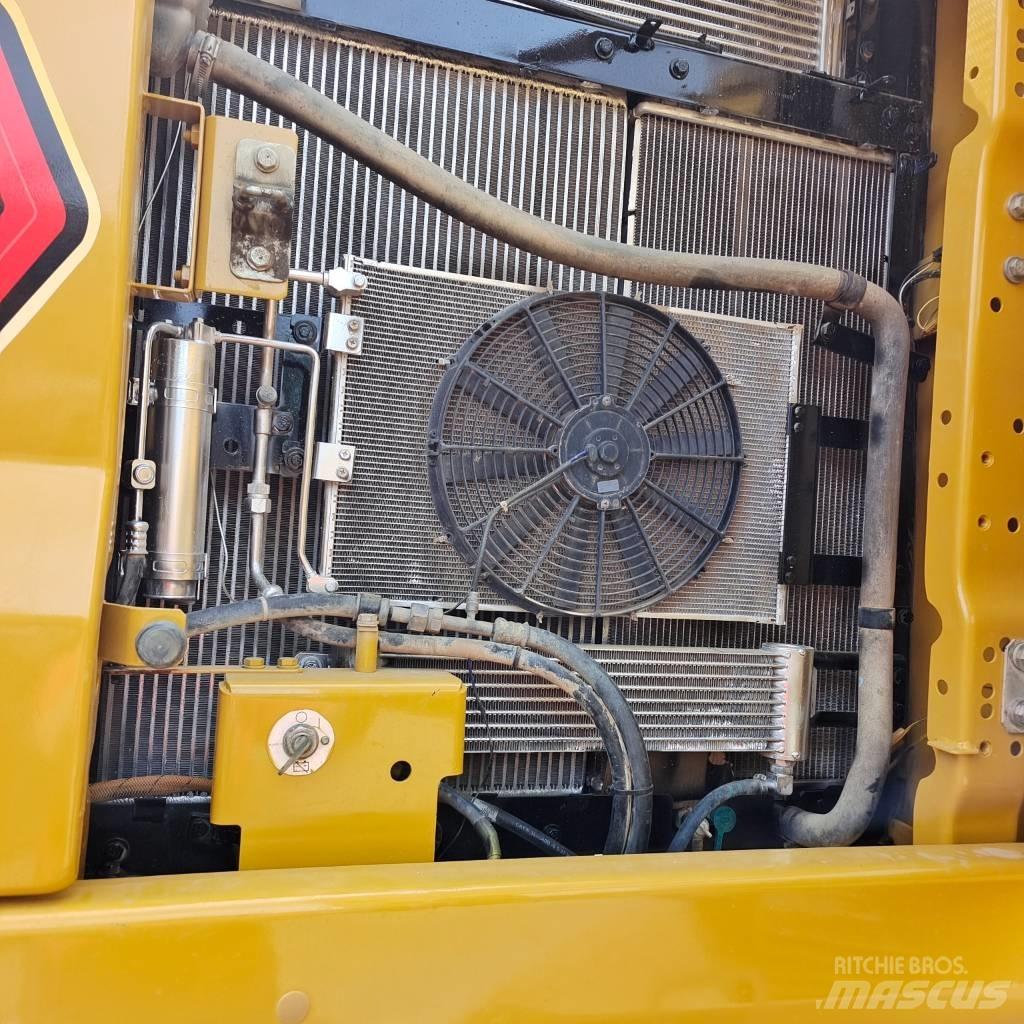 CAT 320 GC Excavatoare pe șenile
