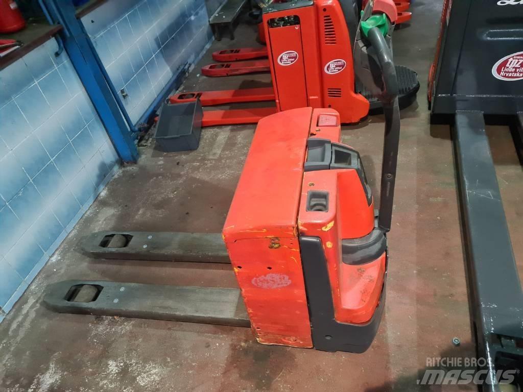 Jungheinrich EJE120 Transpaleta manuala