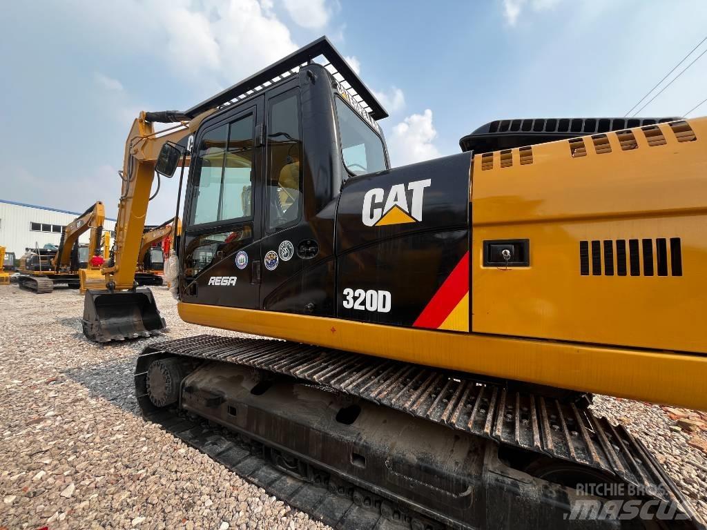 CAT 320 D Excavatoare pe șenile
