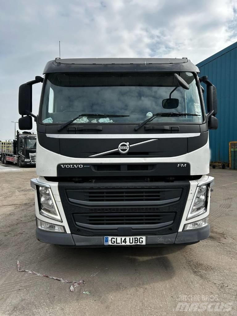 Volvo FM 330 Camioane platforma/prelata