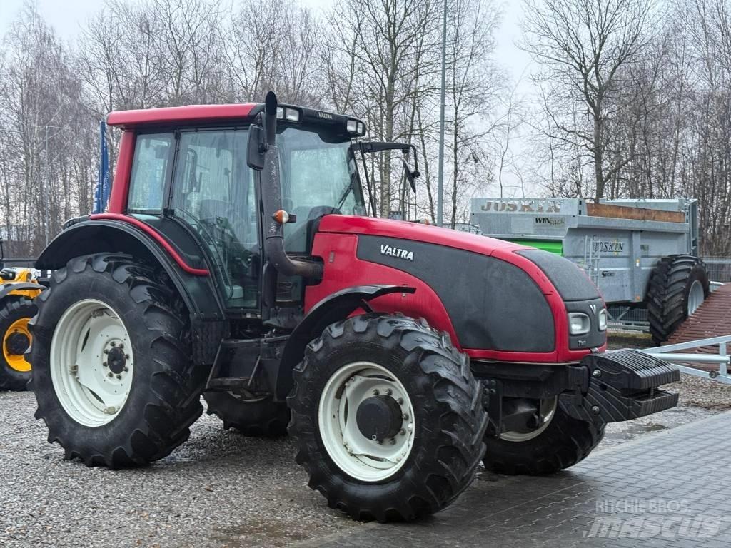 Valtra T 161 Tractoare