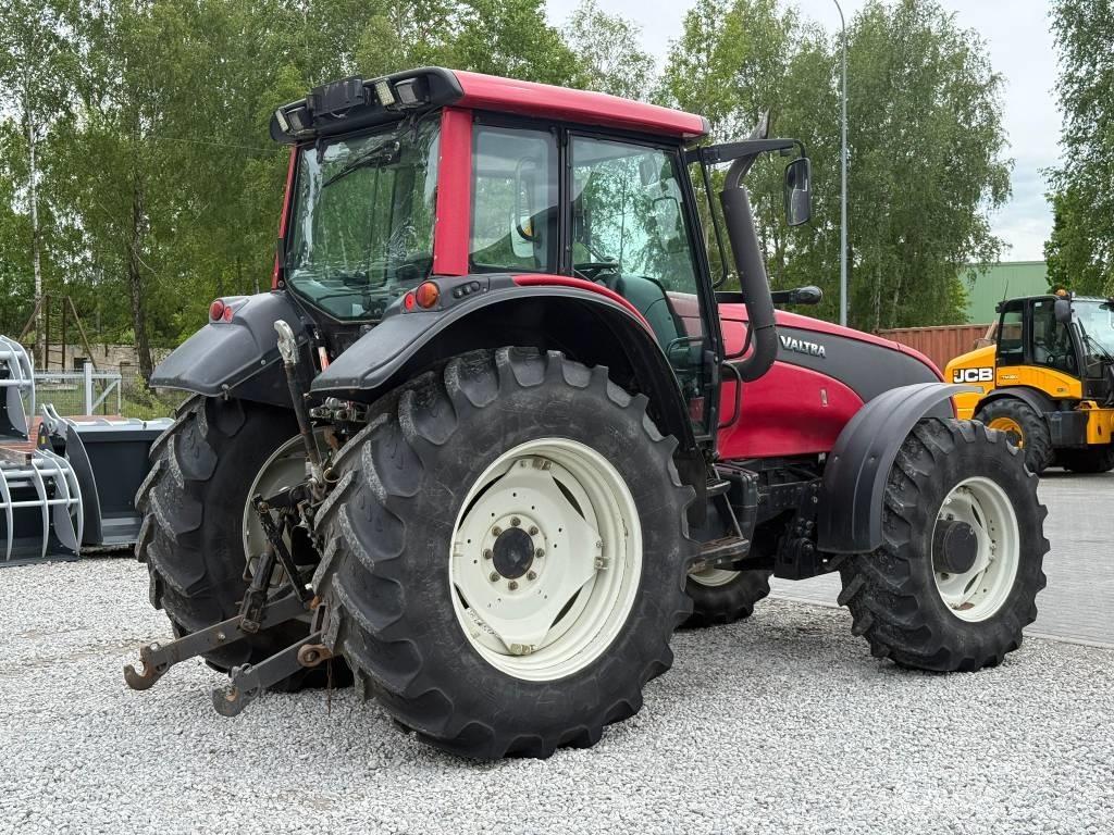 Valtra T 161 Tractoare