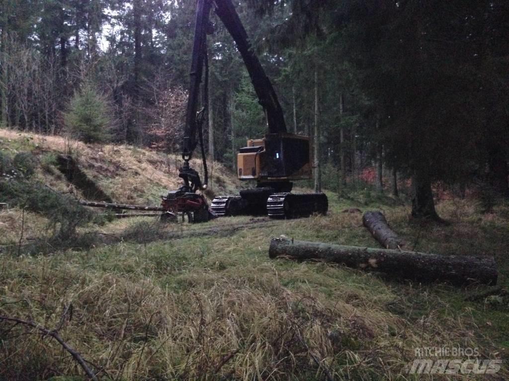 Tigercat LH830C Combine forestiere