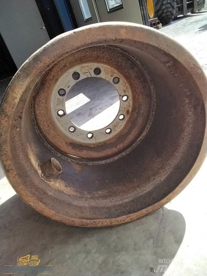Valmet 890 24x26,5 Anvelope, roti si jante