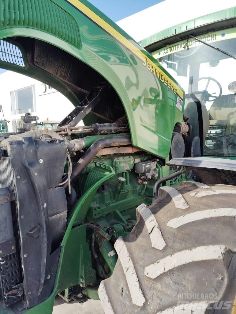 John Deere 8520 Tractoare