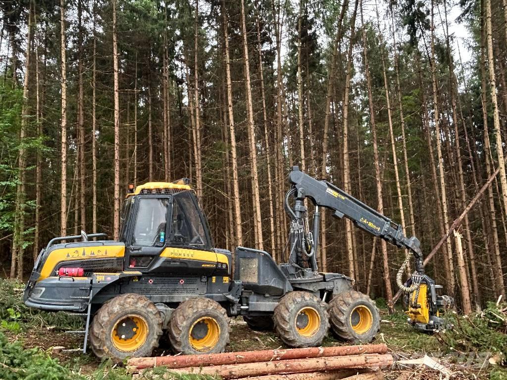 Ponsse Ergo 8W Combine forestiere