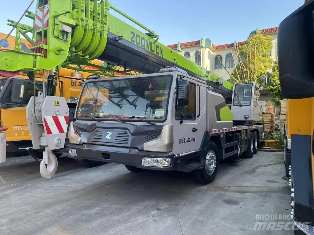 Zoomlion ZTC 251 V Macara pentru orice teren