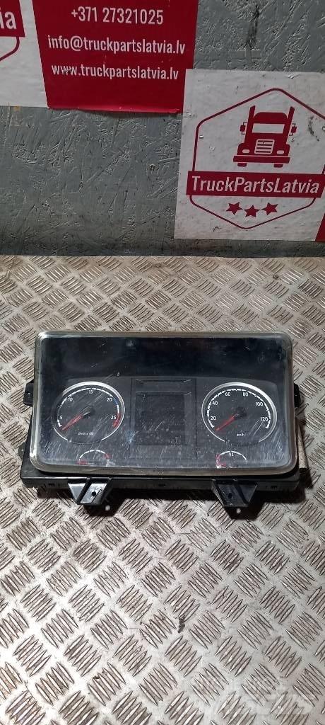 Scania R 440   2052210 Cabine si interior