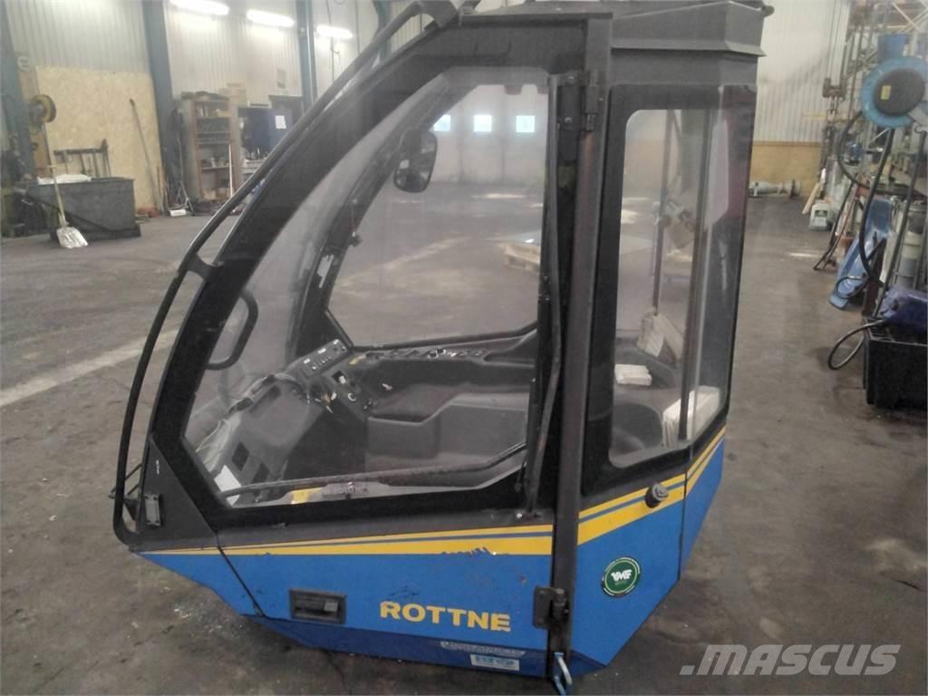 Rottne H20 Cabine si interior