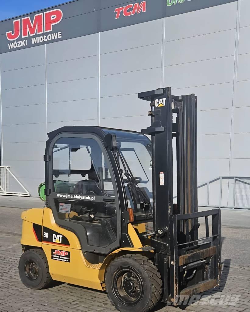 CAT GP 30 N Stivuitor GPL