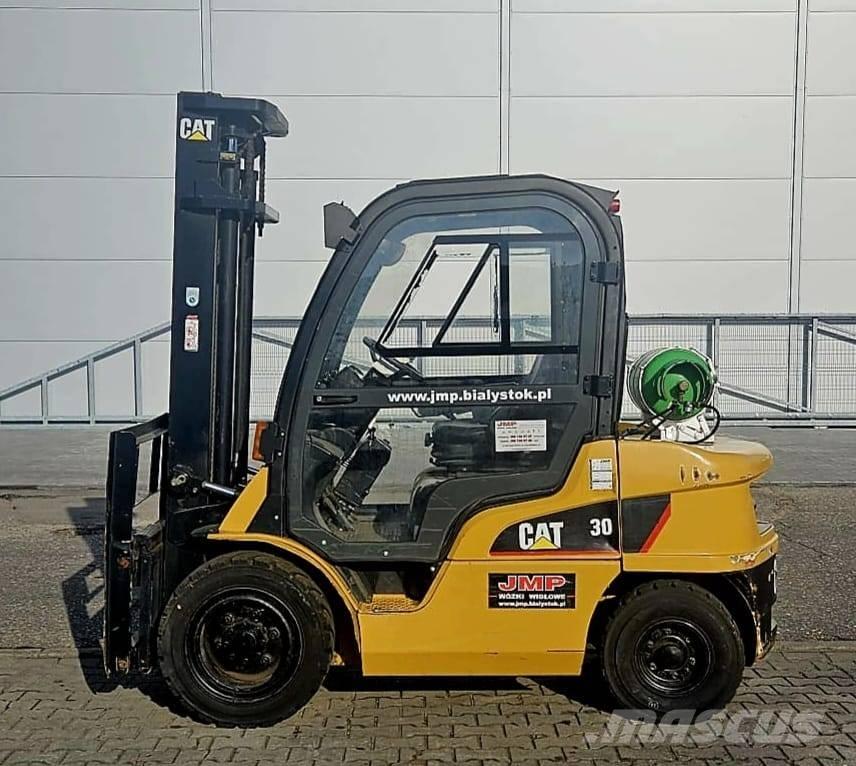 CAT GP 30 N Stivuitor GPL