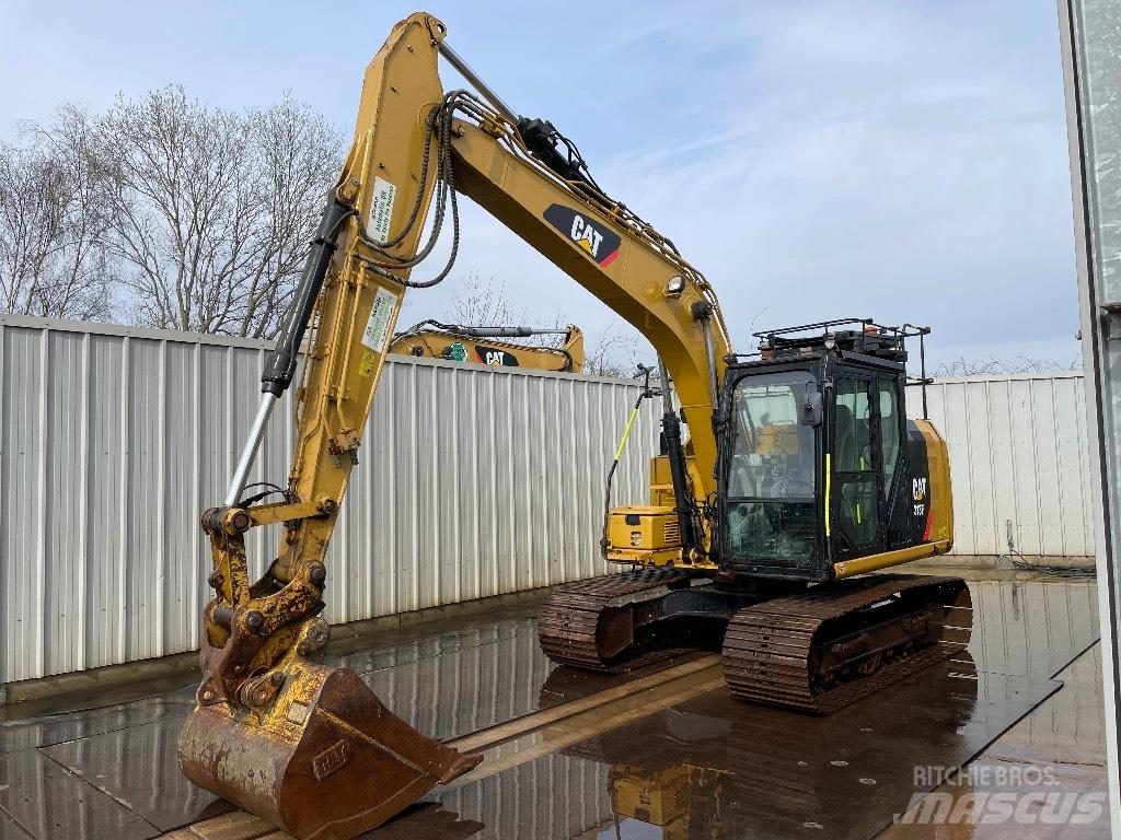 CAT 313 F Excavatoare pe șenile
