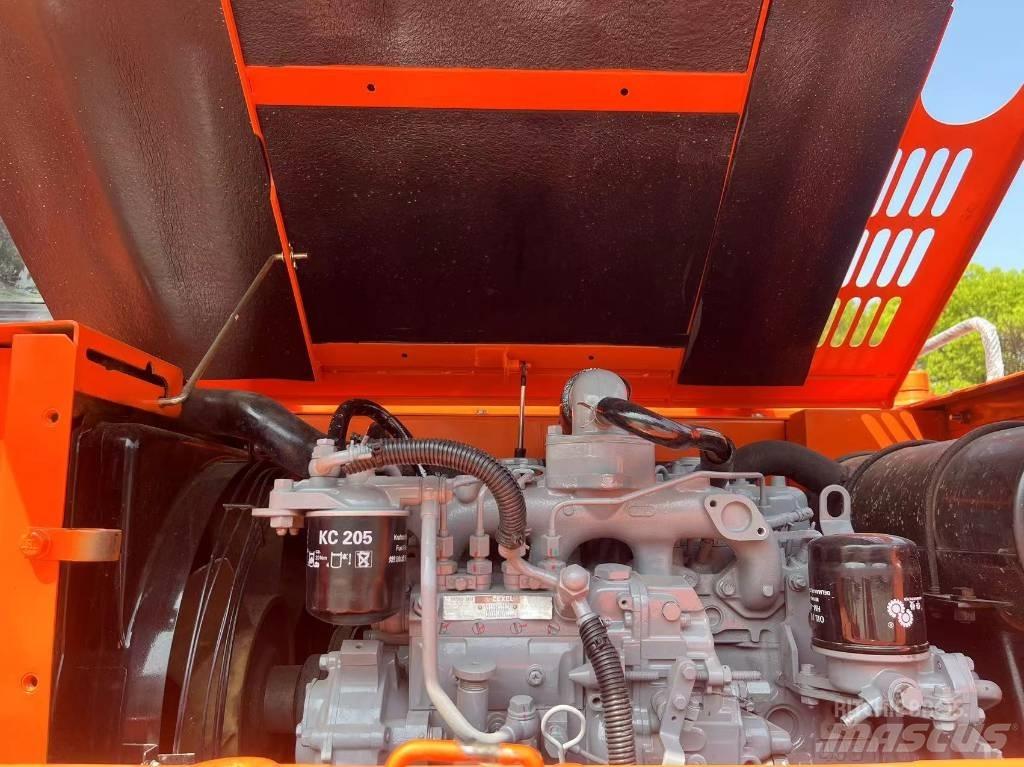 Hitachi ZX70 Excavatoare pe șenile
