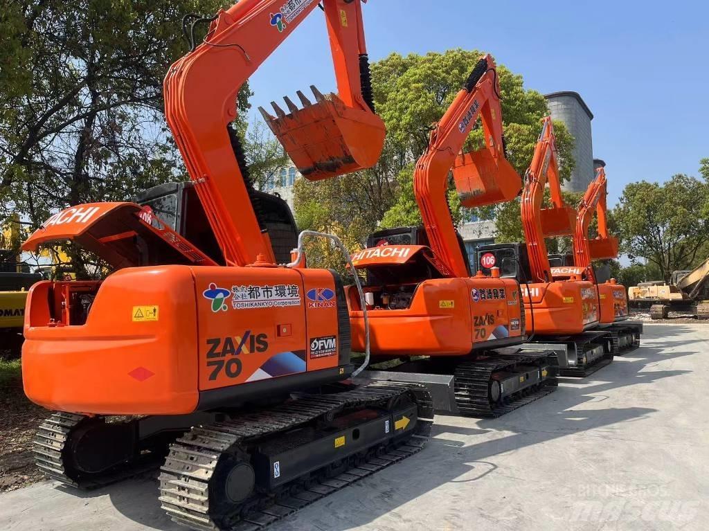 Hitachi ZX70 Excavatoare pe șenile
