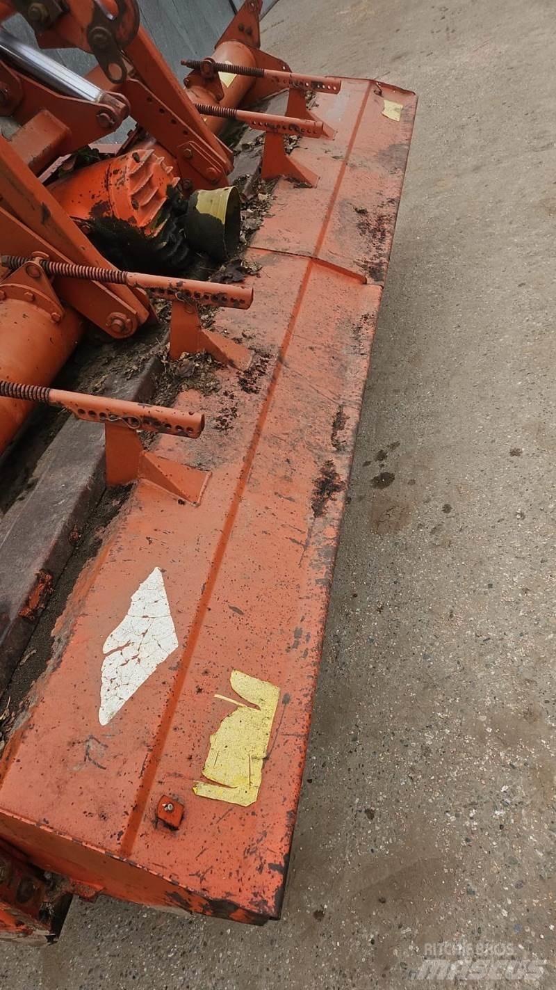 Kuhn EL140N 305 Munca solului