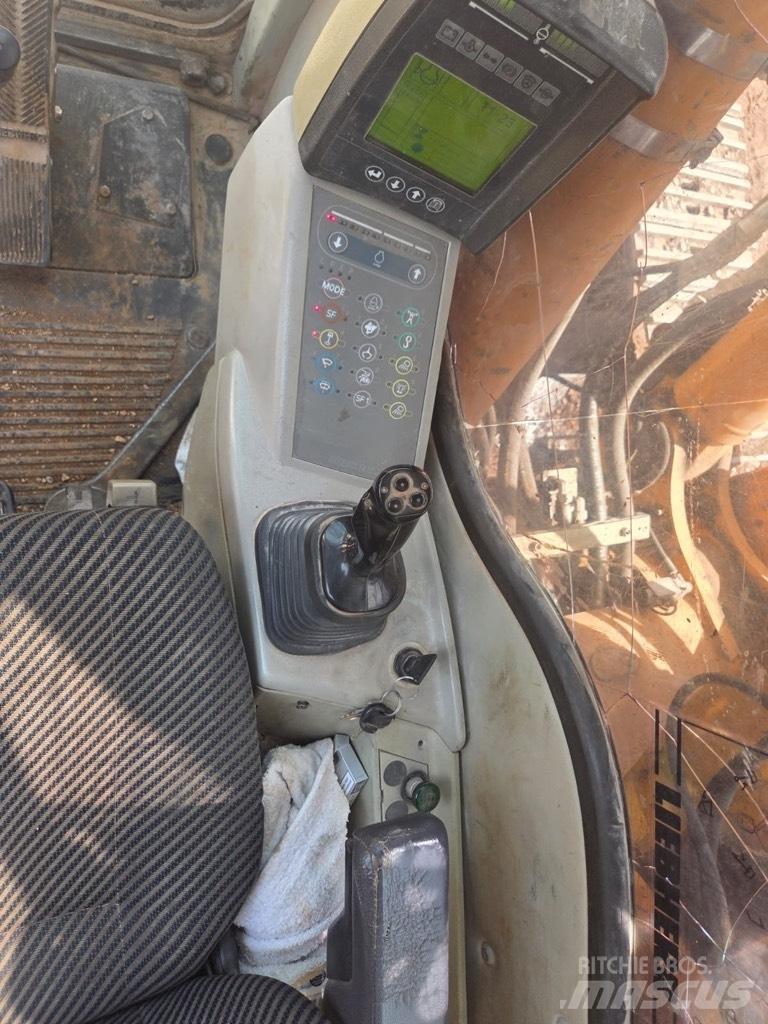 Liebherr 944 Excavatoare pe șenile
