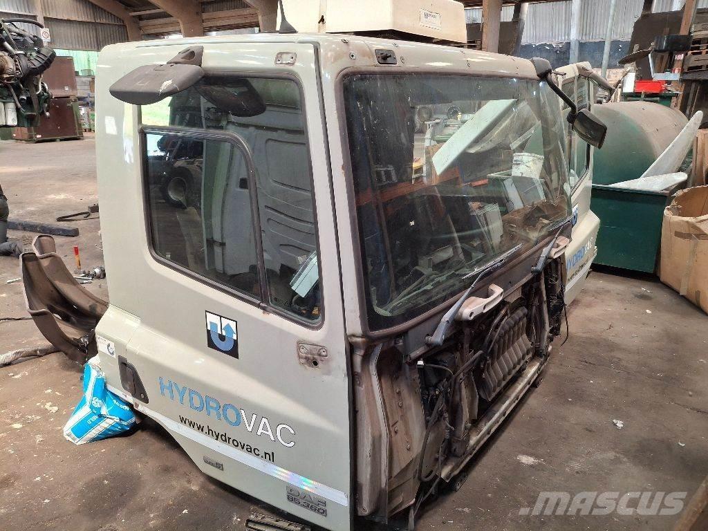 DAF CF 85.360 Cabine si interior