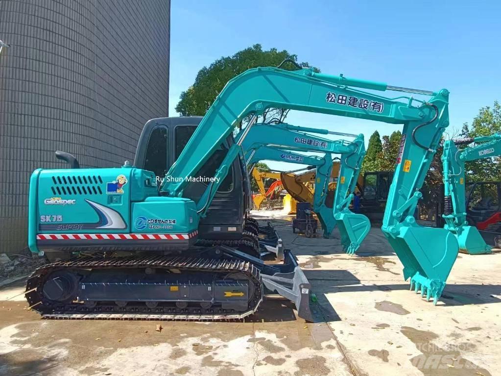 Kobelco SK 75 Excavatoare pe șenile
