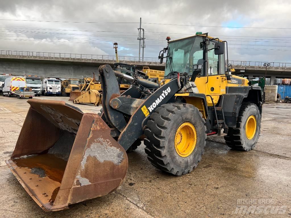 Komatsu WA320PZ-6 Incarcator pe pneuri