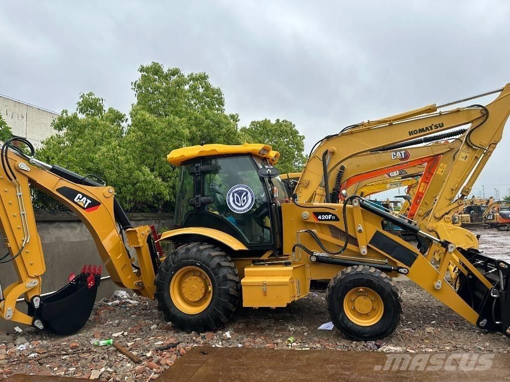CAT 420 F Buldoexcavatoare