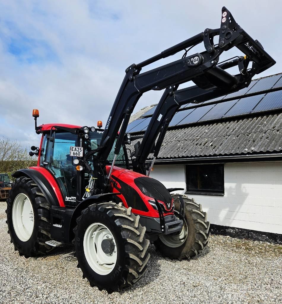 Valtra G 135 Active Tractoare