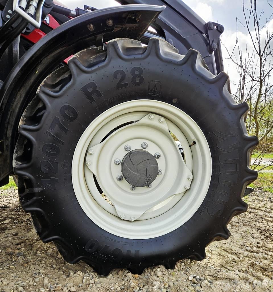 Valtra G 135 Active Tractoare